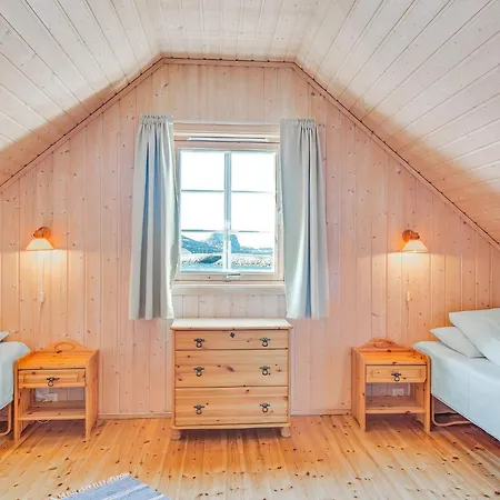 6 Person Holiday In * Brekstad