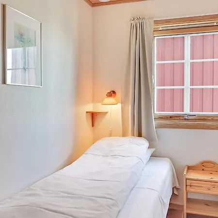 Сasa de vacaciones 6 Person Holiday In *